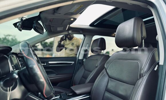 Buy Import Renault Koleos White Car in Dakar in Dakar Buy Import Renault Koleos White Car in Dakar in Dakar