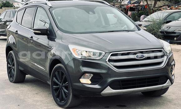 Acheter Import Voiture Ford Escape Noir à Dakar, Dakar Acheter Import Voiture Ford Escape Noir à Dakar, Dakar