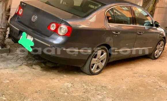 Acheter Occasion Voiture Volkswagen Passat Gris à Dakar, Dakar