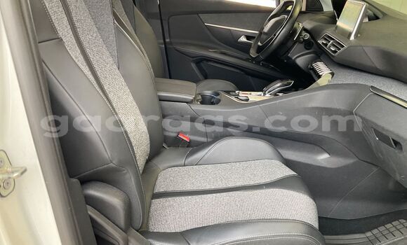 Dieundeu Occasion Peugeot 3008 White Auto in Dakar in Dakar Dieundeu Occasion Peugeot 3008 White Auto in Dakar in Dakar