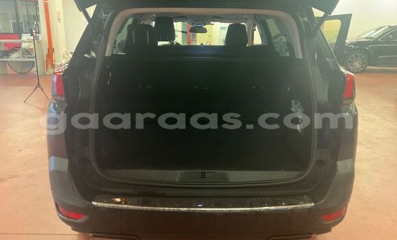 Dieundeu Occasion Peugeot 5008 Black Auto in Dakar in Dakar Dieundeu Occasion Peugeot 5008 Black Auto in Dakar in Dakar