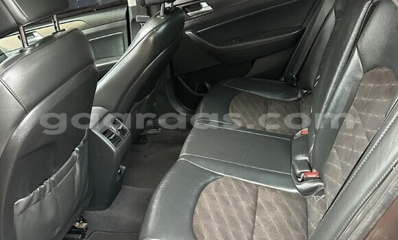 Dieundeu Occasion Hyundai Sonata Other Auto in Dakar in Dakar Dieundeu Occasion Hyundai Sonata Other Auto in Dakar in Dakar