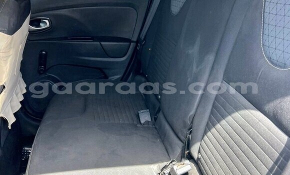 Buy Used Renault Koleos White Car in Dakar in Dakar Buy Used Renault Koleos White Car in Dakar in Dakar