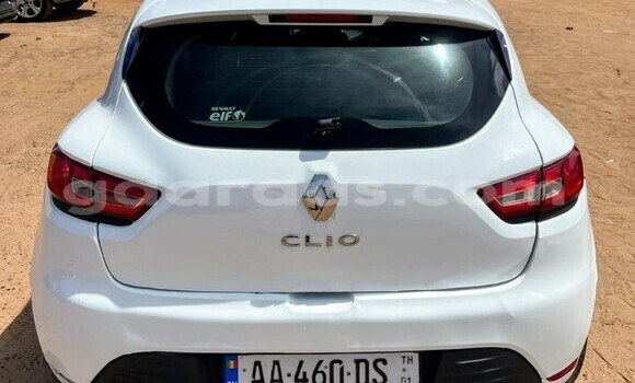 Buy Used Renault Koleos White Car in Dakar in Dakar Buy Used Renault Koleos White Car in Dakar in Dakar