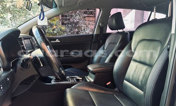 Acheter Import Voiture Kia Sportage Noir à Dakar, Dakar Acheter Import Voiture Kia Sportage Noir à Dakar, Dakar