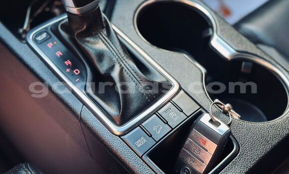 Acheter Import Voiture Kia Sportage Noir à Dakar, Dakar Acheter Import Voiture Kia Sportage Noir à Dakar, Dakar