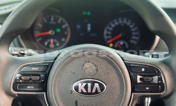 Acheter Import Voiture Kia K5 Blanc à Dakar, Dakar Acheter Import Voiture Kia K5 Blanc à Dakar, Dakar