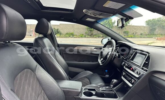 Buy Import Hyundai Sonata Silver Car in Dakar in Dakar Buy Import Hyundai Sonata Silver Car in Dakar in Dakar