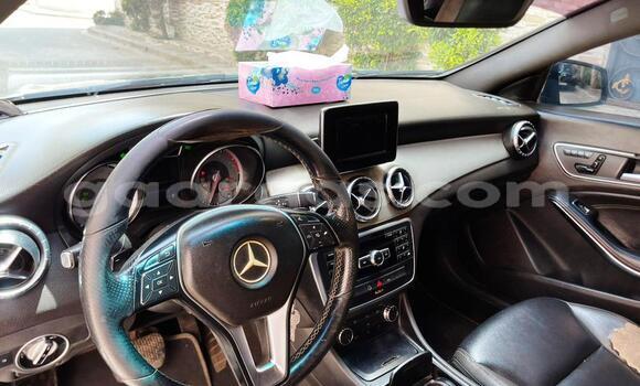 Dieundeu Occasion Mercedes‒Benz CLA-klasse Black Auto in Dakar in Dakar Dieundeu Occasion Mercedes‒Benz CLA-klasse Black Auto in Dakar in Dakar