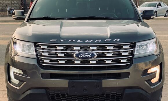 Acheter Import Voiture Ford Explorer Gris à Dakar, Dakar