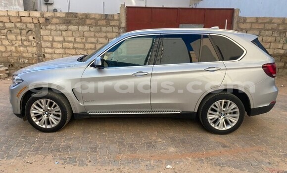 Dieundeu Occasion BMW X5 Silver Auto in Dakar in Dakar Dieundeu Occasion BMW X5 Silver Auto in Dakar in Dakar