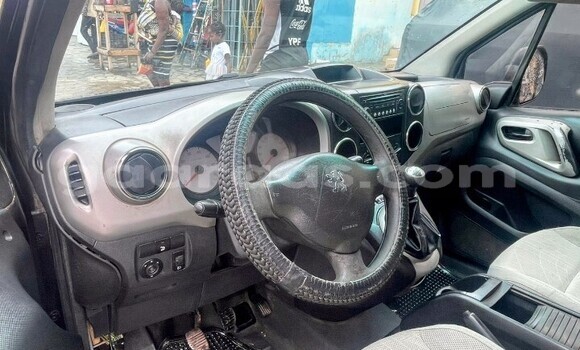 Buy Used Peugeot Partner Other Car in Dakar in Dakar Buy Used Peugeot Partner Other Car in Dakar in Dakar