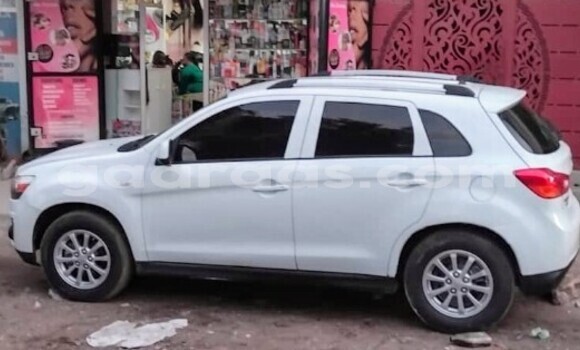 Acheter Occasion Voiture Mitsubishi RVR Blanc à Dakar, Dakar Acheter Occasion Voiture Mitsubishi RVR Blanc à Dakar, Dakar