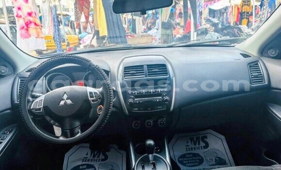 Acheter Occasion Voiture Mitsubishi RVR Blanc à Dakar, Dakar Acheter Occasion Voiture Mitsubishi RVR Blanc à Dakar, Dakar