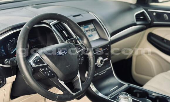 Acheter Import Voiture Ford Edge Blanc à Dakar, Dakar Acheter Import Voiture Ford Edge Blanc à Dakar, Dakar