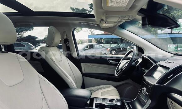 Acheter Import Voiture Ford Edge Blanc à Dakar, Dakar Acheter Import Voiture Ford Edge Blanc à Dakar, Dakar