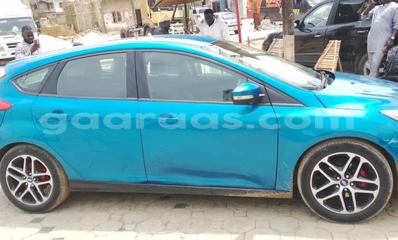 Acheter Import Voiture Ford Focus Bleu à Dakar, Dakar Acheter Import Voiture Ford Focus Bleu à Dakar, Dakar