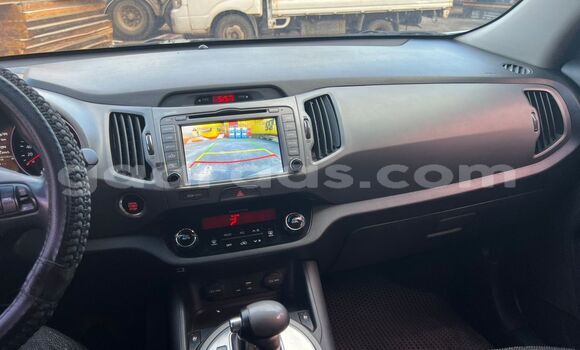 Dieundeu Occasion Kia Sportage Silver Auto in Dakar in Dakar Dieundeu Occasion Kia Sportage Silver Auto in Dakar in Dakar