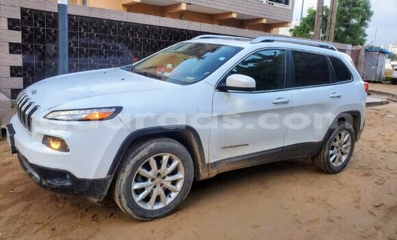 Dieundeu Occasion Jeep Cherokee White Auto in Dakar in Dakar Dieundeu Occasion Jeep Cherokee White Auto in Dakar in Dakar