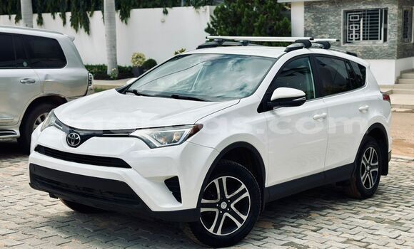 Buy Import Toyota RAV4 White Car in Dakar in Dakar Buy Import Toyota RAV4 White Car in Dakar in Dakar