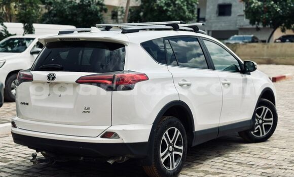 Buy Import Toyota RAV4 White Car in Dakar in Dakar Buy Import Toyota RAV4 White Car in Dakar in Dakar