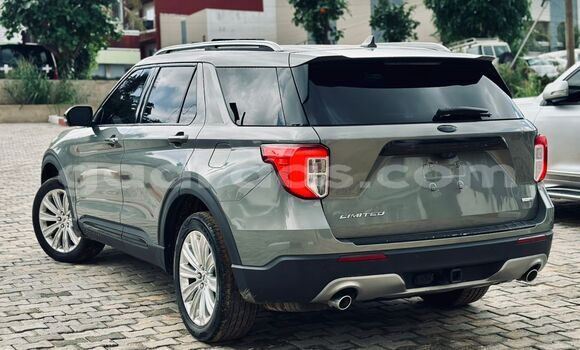 Buy Import Ford Explorer Silver Car in Dakar in Dakar Buy Import Ford Explorer Silver Car in Dakar in Dakar