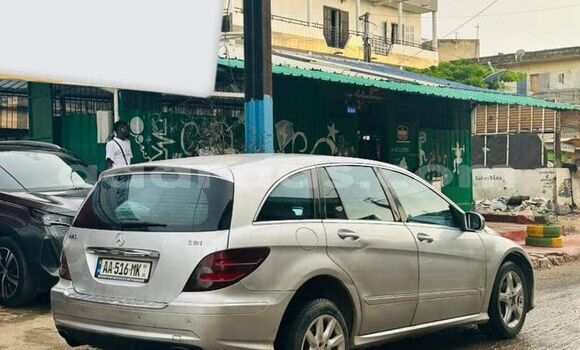 Acheter Occasion Voiture Mercedes Viano Gris à Dakar, Dakar Acheter Occasion Voiture Mercedes Viano Gris à Dakar, Dakar