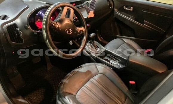 Acheter Occasion Voiture Kia Sportage Gris à Dakar, Dakar Acheter Occasion Voiture Kia Sportage Gris à Dakar, Dakar