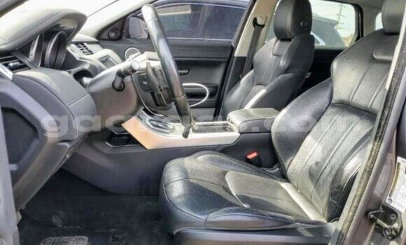 Acheter Occasion Voiture Land Rover Range Rover Evoque Gris à Dakar, Dakar Acheter Occasion Voiture Land Rover Range Rover Evoque Gris à Dakar, Dakar