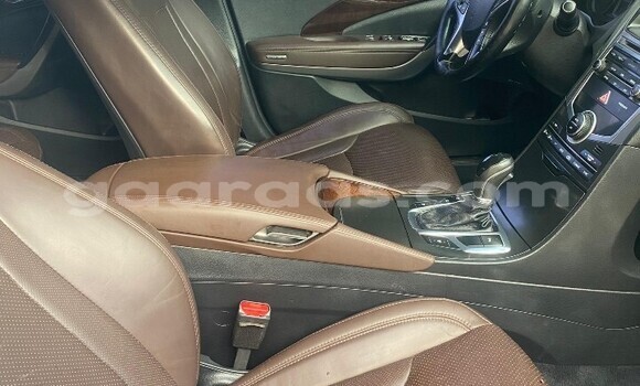 Buy Used Hyundai Grandeur Silver Car in Dakar in Dakar Buy Used Hyundai Grandeur Silver Car in Dakar in Dakar