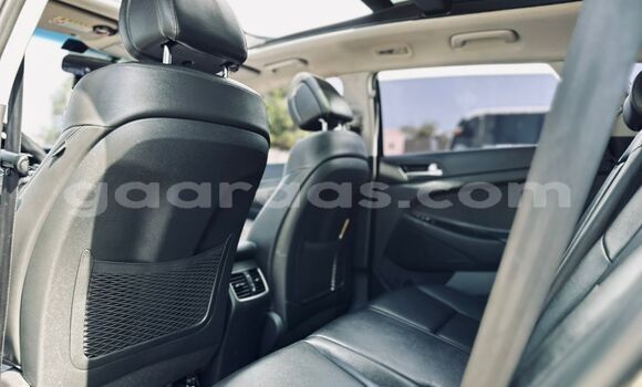 Acheter Import Voiture Hyundai Tucson Noir à Dakar, Dakar Acheter Import Voiture Hyundai Tucson Noir à Dakar, Dakar