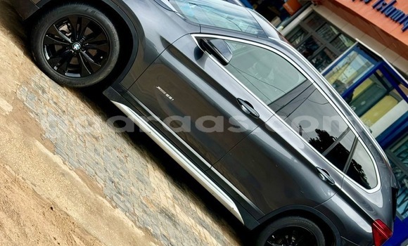 Acheter Occasion Voiture BMW X1 Gris à Dakar, Dakar Acheter Occasion Voiture BMW X1 Gris à Dakar, Dakar