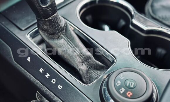 Buy Import Ford Explorer Black Car in Dakar in Dakar Buy Import Ford Explorer Black Car in Dakar in Dakar