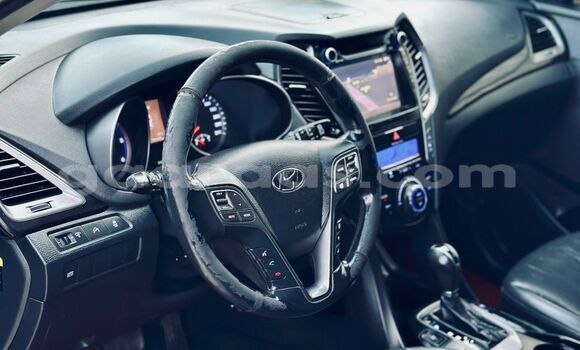 Dieundeu Imported Hyundai Santa Fe Silver Auto in Dakar in Dakar Dieundeu Imported Hyundai Santa Fe Silver Auto in Dakar in Dakar