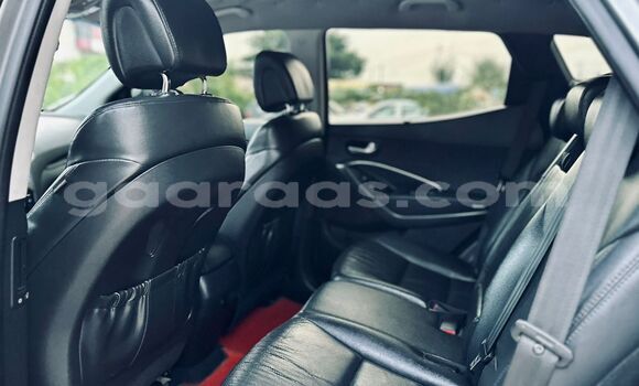 Dieundeu Imported Hyundai Santa Fe Silver Auto in Dakar in Dakar Dieundeu Imported Hyundai Santa Fe Silver Auto in Dakar in Dakar