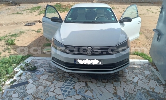 Acheter Occasion Voiture Volkswagen Jetta Blanc à Thiès, Région de Thiès Acheter Occasion Voiture Volkswagen Jetta Blanc à Thiès, Région de Thiès