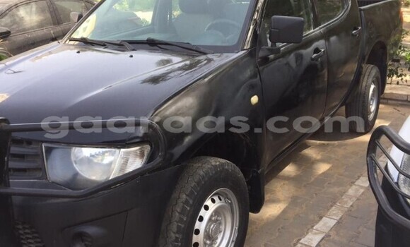 Dieundeu Occasion Mitsubishi L200 Black Auto in Dakar in Dakar Dieundeu Occasion Mitsubishi L200 Black Auto in Dakar in Dakar