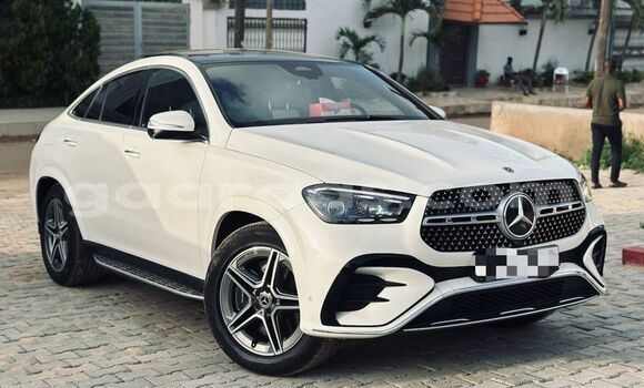 Buy Import Mercedes‒Benz GLE White Car in Dakar in Dakar Buy Import Mercedes‒Benz GLE White Car in Dakar in Dakar