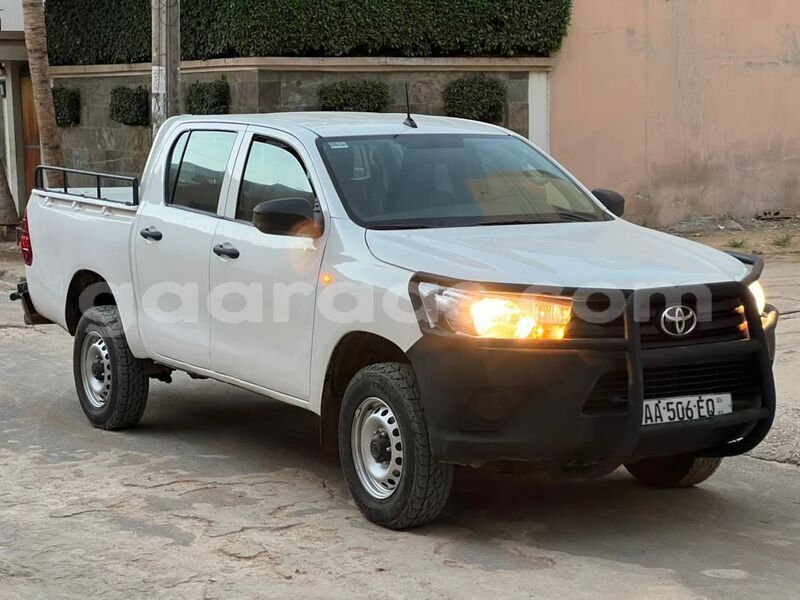 Big with watermark toyota hilux dakar dakar 23334