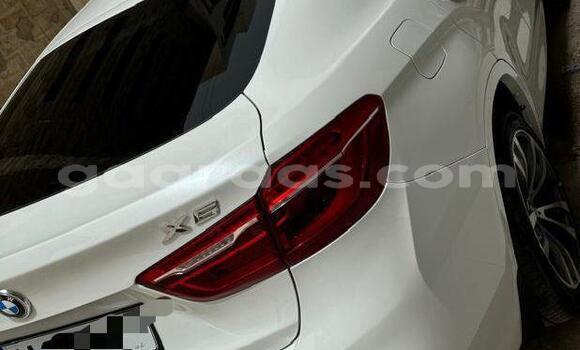 Acheter Occasion Voiture BMW X6 M Blanc à Dakar, Dakar Acheter Occasion Voiture BMW X6 M Blanc à Dakar, Dakar