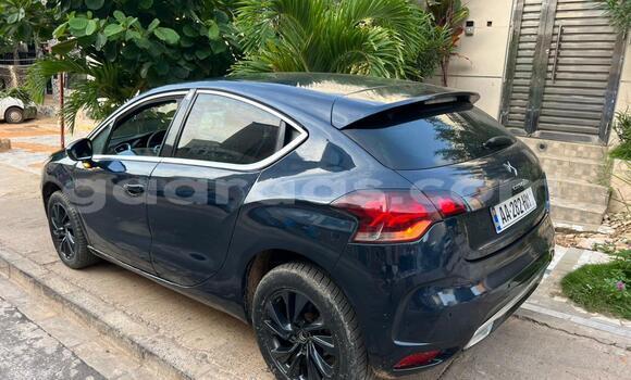 Acheter Occasion Voiture Citroen DS4 Bleu à Dakar, Dakar Acheter Occasion Voiture Citroen DS4 Bleu à Dakar, Dakar