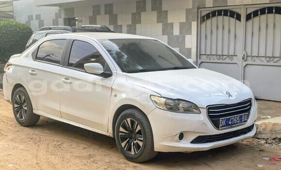 Acheter Occasion Voiture Peugeot 301 Blanc à Dakar, Dakar Acheter Occasion Voiture Peugeot 301 Blanc à Dakar, Dakar