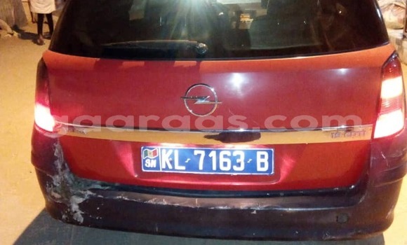 Dieundeu Occasion Opel Astra Blue Auto in Dakar in Dakar Dieundeu Occasion Opel Astra Blue Auto in Dakar in Dakar