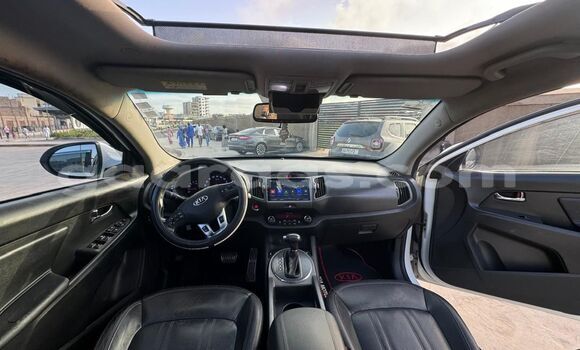 Acheter Occasion Voiture Kia Sportage Blanc à Dakar, Dakar Acheter Occasion Voiture Kia Sportage Blanc à Dakar, Dakar