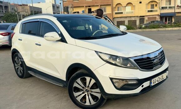 Acheter Occasion Voiture Kia Sportage Blanc à Dakar, Dakar Acheter Occasion Voiture Kia Sportage Blanc à Dakar, Dakar