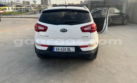 Acheter Occasion Voiture Kia Sportage Blanc à Dakar, Dakar Acheter Occasion Voiture Kia Sportage Blanc à Dakar, Dakar