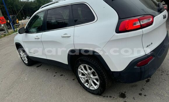 Acheter Import Voiture Jeep Cherokee Blanc à Dakar, Dakar Acheter Import Voiture Jeep Cherokee Blanc à Dakar, Dakar