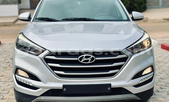 Acheter Import Voiture Hyundai Tucson Blanc à Dakar, Dakar