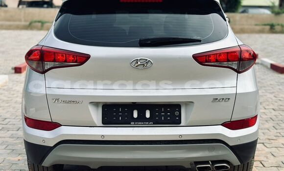 Buy Import Hyundai Tucson White Car in Dakar in Dakar Buy Import Hyundai Tucson White Car in Dakar in Dakar