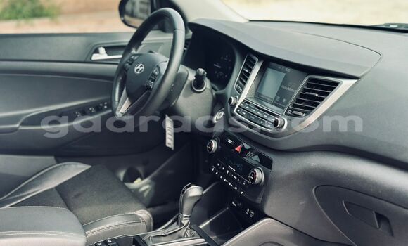 Buy Import Hyundai Tucson White Car in Dakar in Dakar Buy Import Hyundai Tucson White Car in Dakar in Dakar